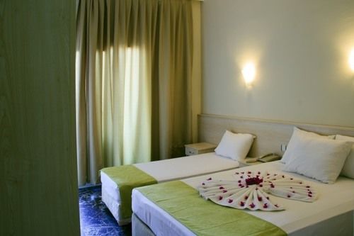 Vela Hotel All Inclusive 马尔马里斯 外观 照片